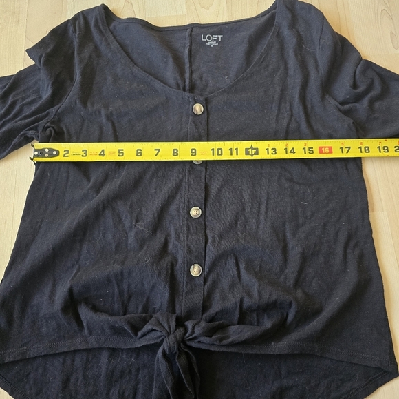 Loft outlet tie front shirt size medium - Picture 5 of 7
